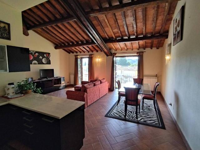 Appartamento in vendita a Camaiore LU