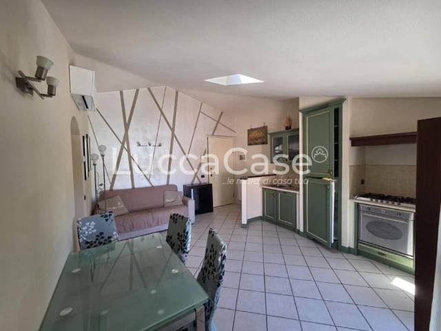 Appartamento in vendita a Camaiore LU