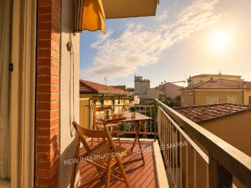 Appartamento in vendita a Camaiore LU