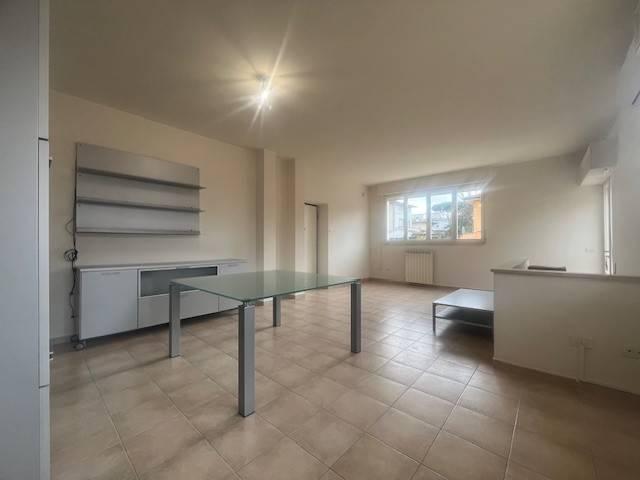 Appartamento in vendita a Camaiore LU