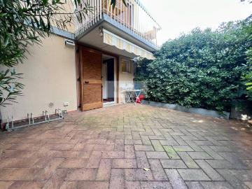 Appartamento in vendita a Camaiore LU