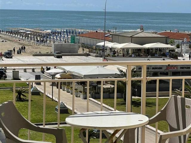 Appartamento in vendita a Camaiore LU