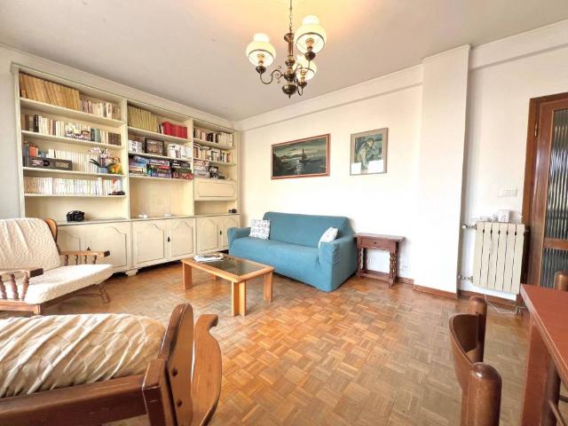 Appartamento in vendita a Camaiore LU