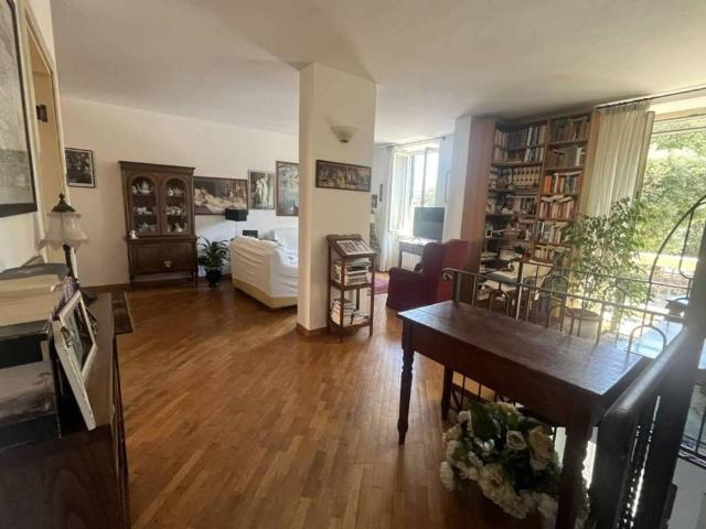 Appartamento in vendita a Camaiore LU