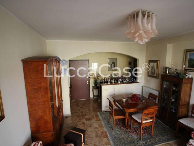 Appartamento in vendita a Camaiore LU