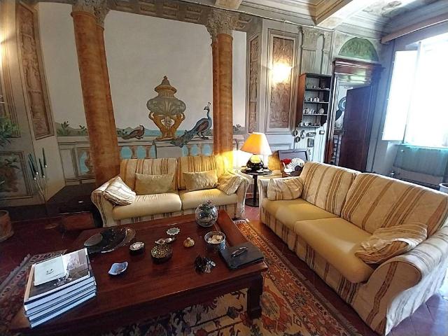 Appartamento in vendita a Camaiore LU
