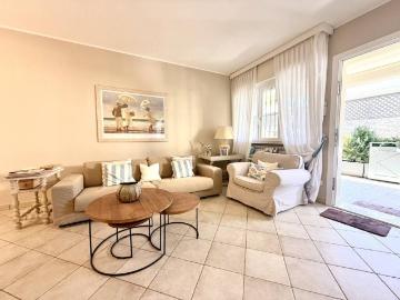 Appartamento in vendita a Camaiore LU