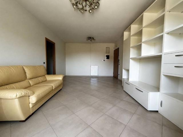 Appartamento in vendita a Camaiore LU