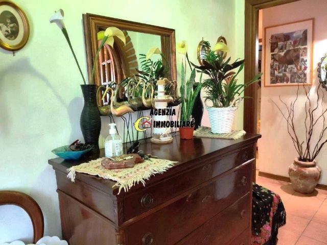 Appartamento in vendita a Camaiore LU