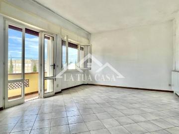 Appartamento in vendita a Camaiore LU