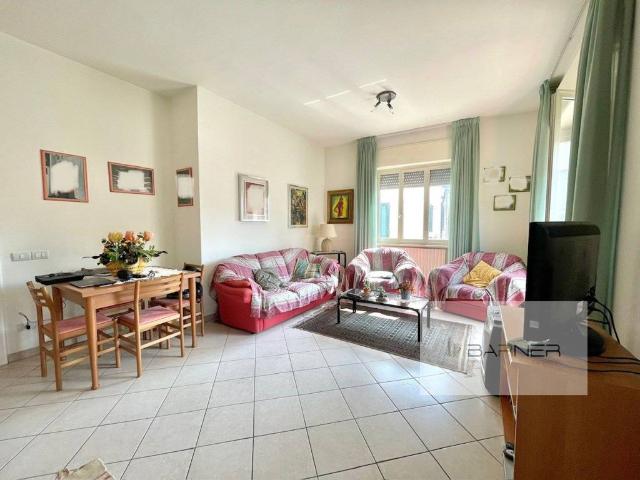 Appartamento in vendita a Camaiore LU