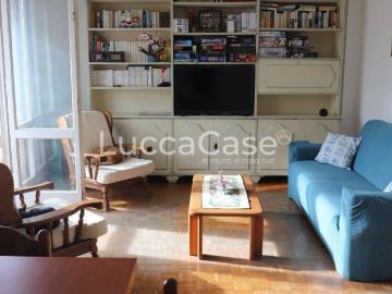 Appartamento in vendita a Camaiore LU