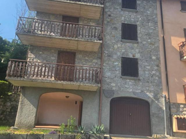 Appartamento in vendita a Camerata Cornello BG