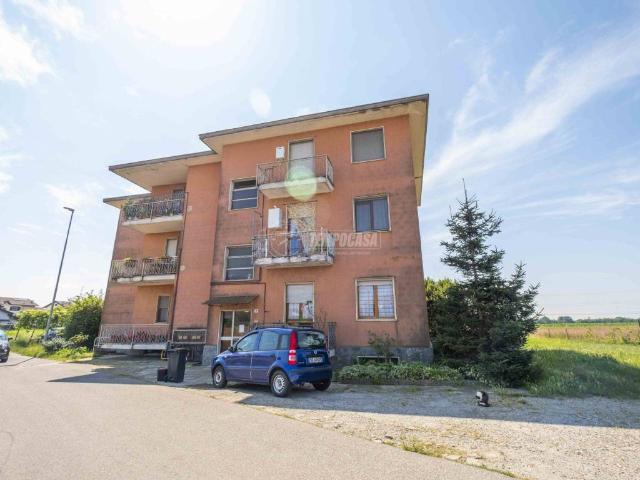 Appartamento in vendita a Cameri NO