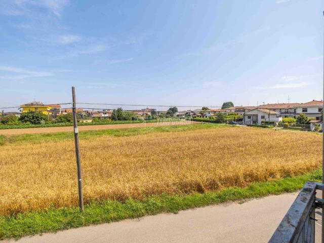 Appartamento in vendita a Cameri NO