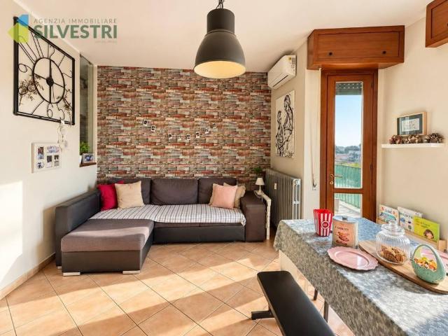 Appartamento in vendita a Cameri NO