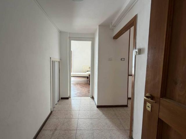Appartamento in vendita a Camerino MC