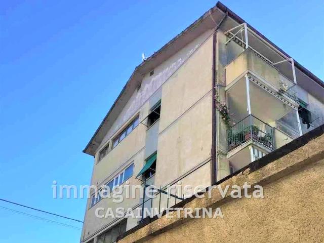 APPARTAMENTO in VENDITA a CAMPAGNATICO CENTRO di 4 vani