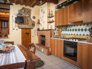 Appartamento in vendita a Campagnatico GR