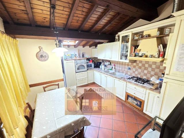 Appartamento in vendita a Campi Bisenzio FI