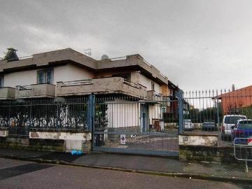 Appartamento in vendita a Campi Bisenzio FI