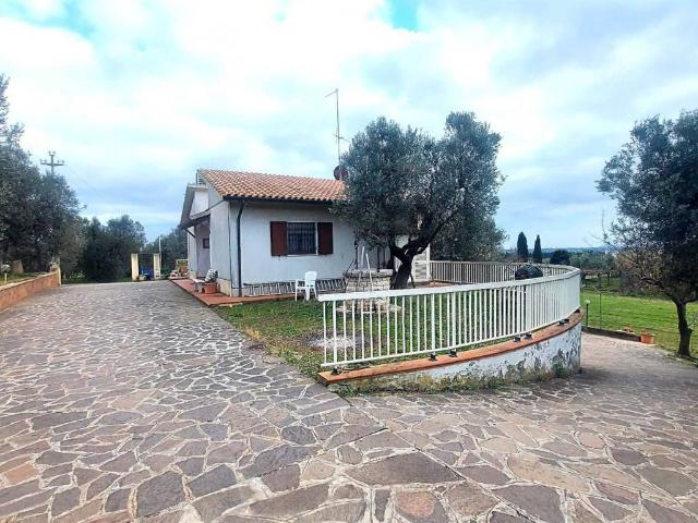 Appartamento in vendita a Campiglia Marittima LI