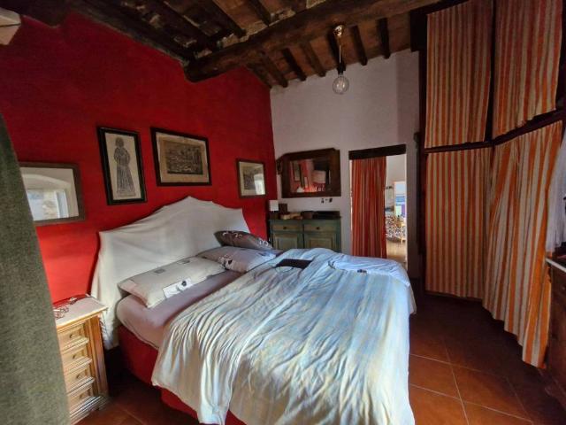 Appartamento in vendita a Campiglia Marittima LI