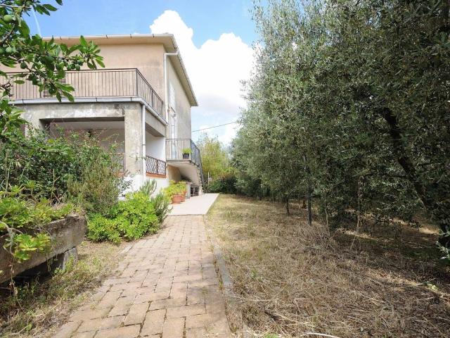 Appartamento in vendita a Campiglia Marittima LI