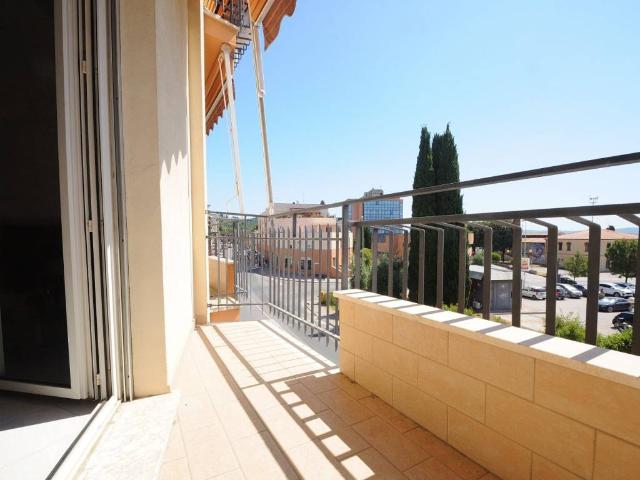 Appartamento in vendita a Campiglia Marittima LI