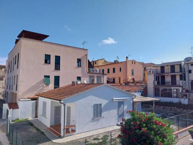 Appartamento in vendita a Campo nell'Elba LI