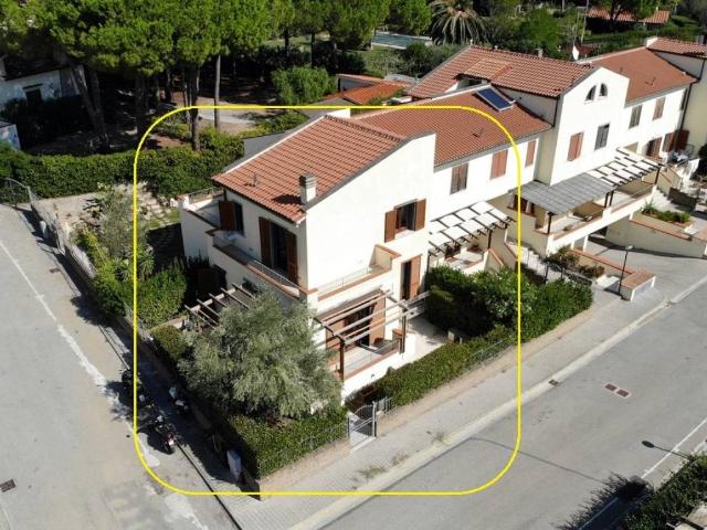 Appartamento in vendita a Campo nell'Elba LI