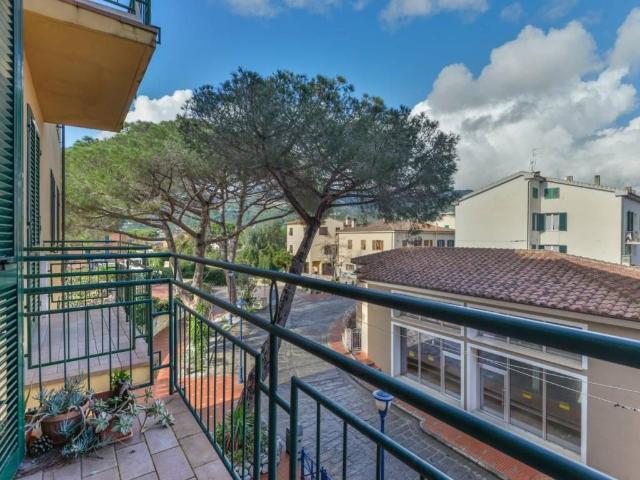 Appartamento in vendita a Campo nell'Elba LI