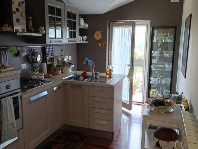 Appartamento in vendita a Campodipietra CB
