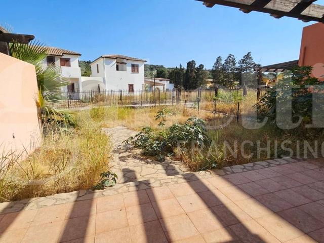 Appartamento in vendita a Campofelice di Roccella PA