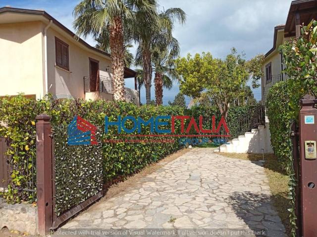 Appartamento in vendita a Campofelice di Roccella PA