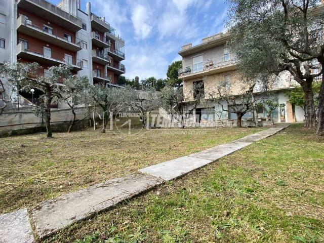Appartamento in vendita a Campofilone FM