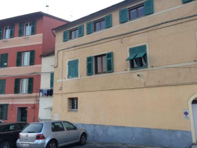 Appartamento in vendita a Campomorone GE