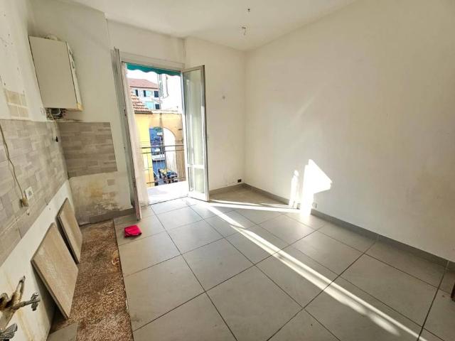 Appartamento in vendita a Campomorone GE