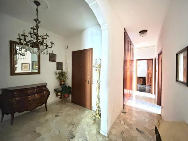 Appartamento in vendita a Campomorone GE