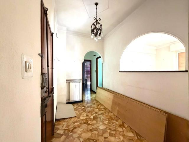 Appartamento in vendita a Campomorone GE