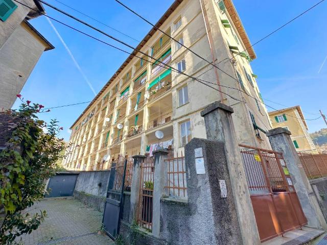 Appartamento in vendita a Campomorone GE