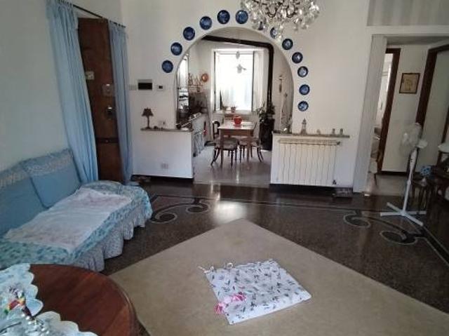 Appartamento in vendita a Campomorone GE