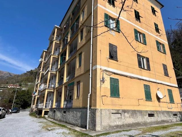 Appartamento in vendita a Campomorone GE