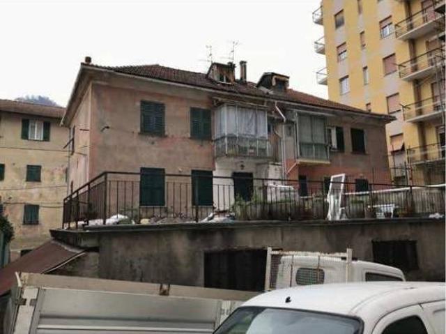 Appartamento in vendita a Campomorone GE
