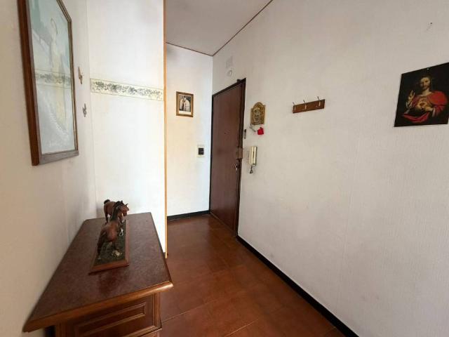 Appartamento in vendita a Campomorone GE