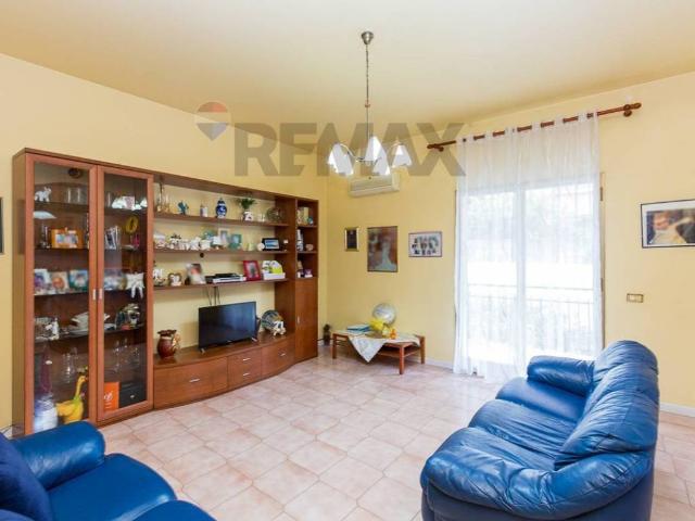 Appartamento in vendita a Camporotondo Etneo CT