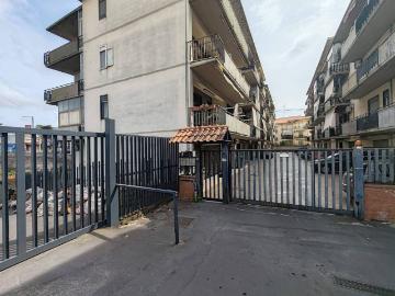 Appartamento in vendita a Camporotondo Etneo CT