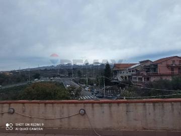 Appartamento in vendita a Camporotondo Etneo CT