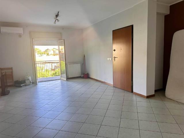 Appartamento in vendita a Camporotondo Etneo CT