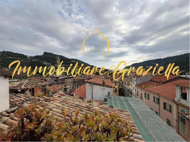 Appartamento in vendita a Camporosso IM